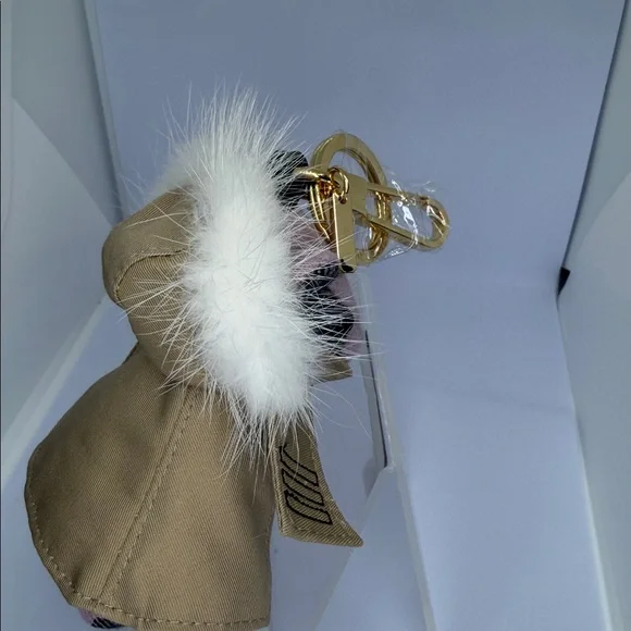 Burberry NWT keychain / bag chatm teddy bear w/ removable furl trim cape. plaid. - Picture 7 of 12